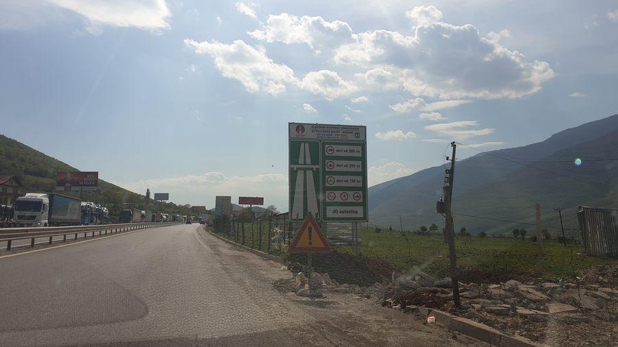 Albánia autóval - Albánia határ - Qerret (Kavaja)