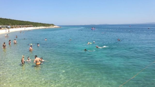 Vlora beach tengerpart - Albániaszállás